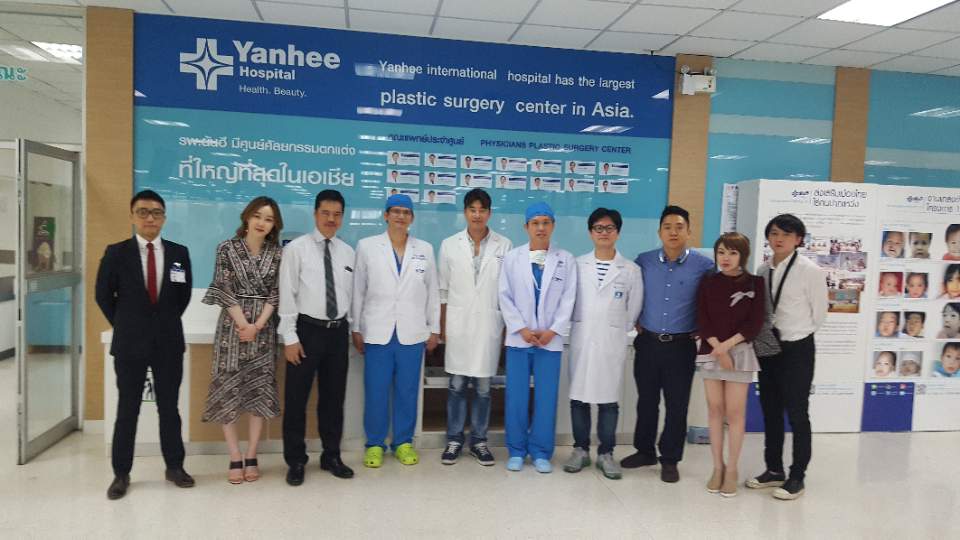 タイ形成外科 訪問及び学術交流