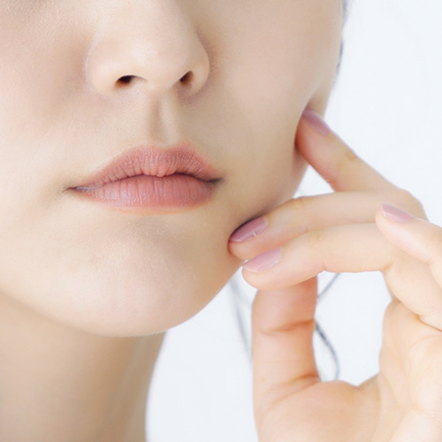 Illustrations depicting different elasticity correction techniques such as Thermage FLX, Ulthera Primus, Inmode, LinearZ, Thread Lift, ONDA, and Revinas Fascia being applied to a patient's face.