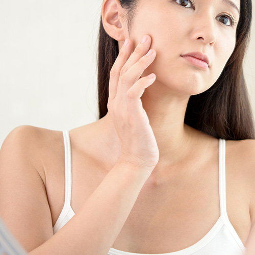 Balancing oil and water in skin care routine