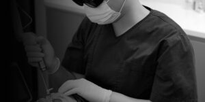 Board-certified dermatologist at Oganacell providing fluid injection therapy for high patient satisfaction